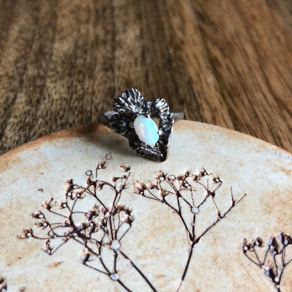 Vintage Jewelry - VINTAGE Brutalist Modernist Sterling Opal Ring, 6